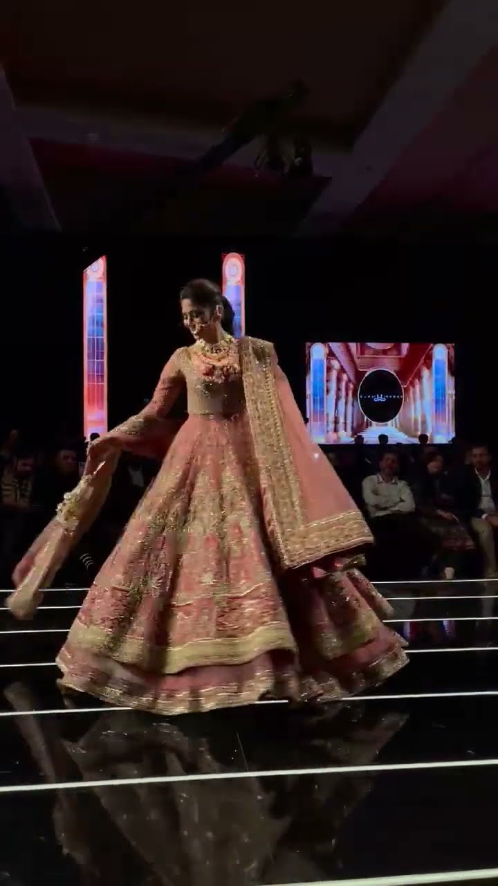 Sonya Hussyn lights up the 22nd NEO HUM Bridal Couture Week.