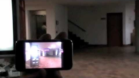 GuideMe: Mobile Augmented Reality based on the Semantic Web