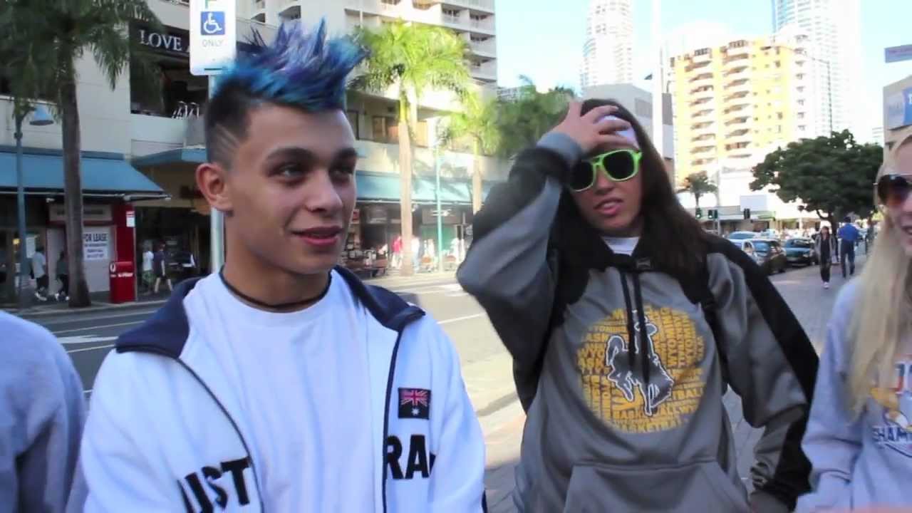 Gold Coast Magician - Magician Gold Coast