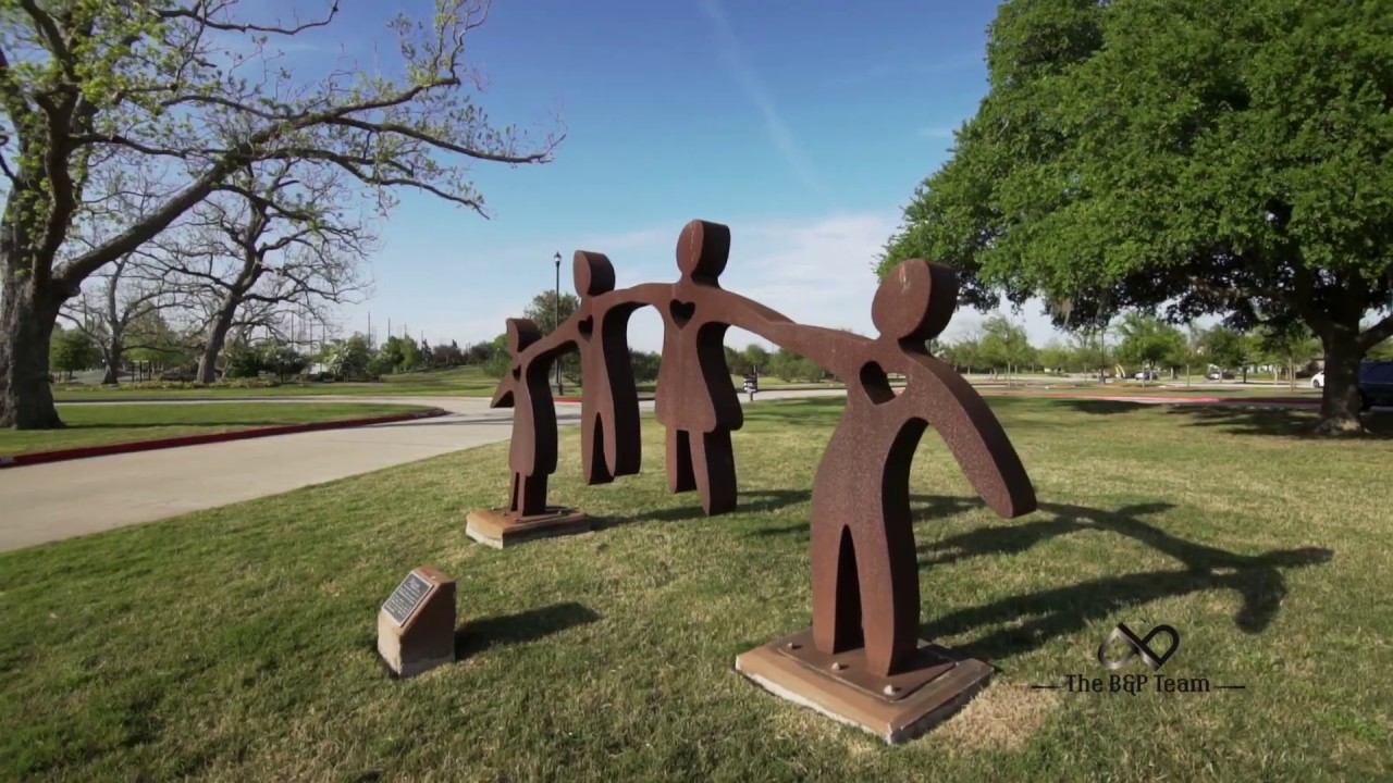 Riverstone Community - 6018 Alexander Falls Lane, Sugar Land, Texas | Sugarland Homes Texas