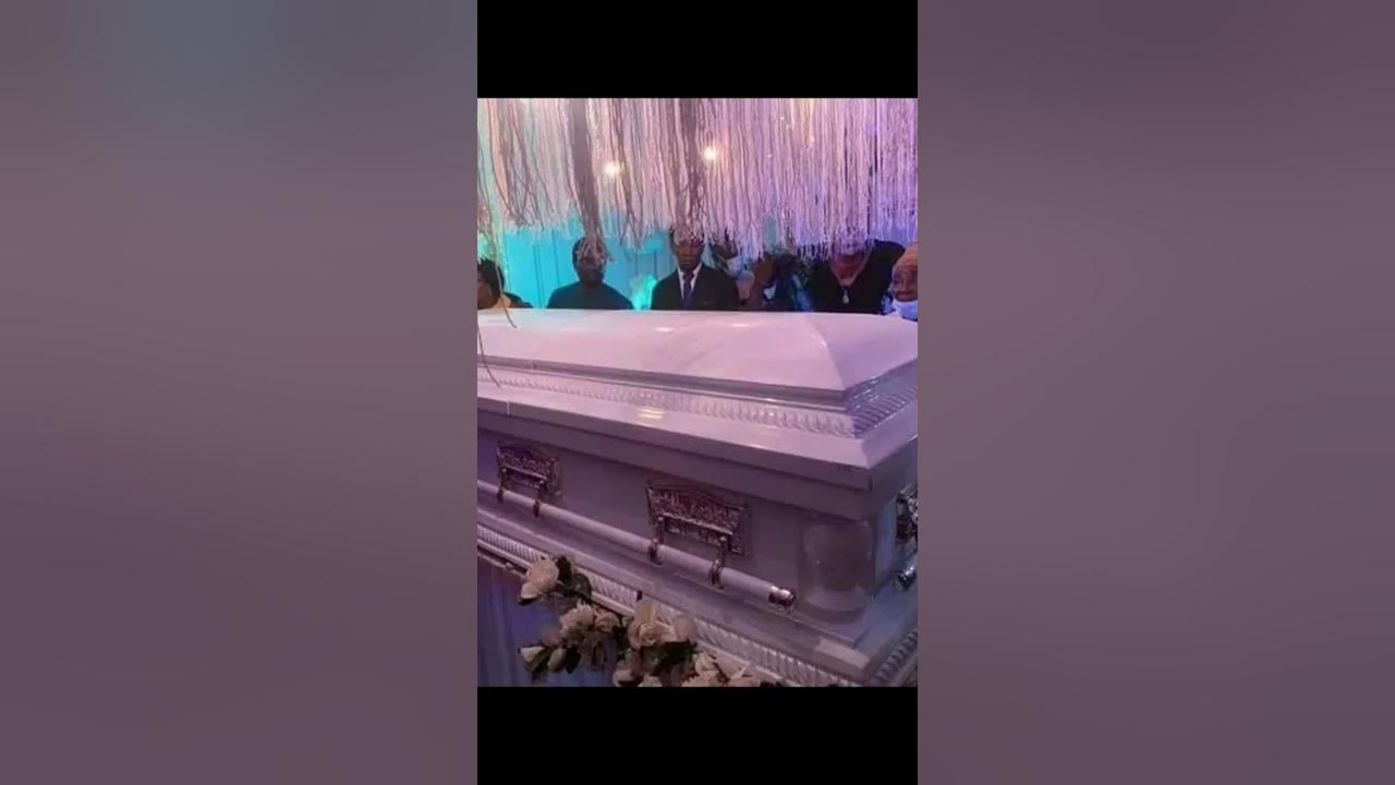Late Osinachi finally laid to rest today at her hometown. 🥺🙏🏽
