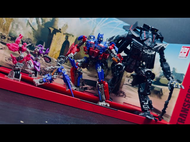 WHERE'S JOLT AND RATCHET?!?! Transformers Studio Series 15th