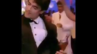 Kis Kis Ko Pasand Hai Ye Song