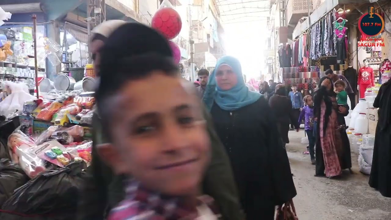 مشاهد السوق المغطى من مدينة منبج.