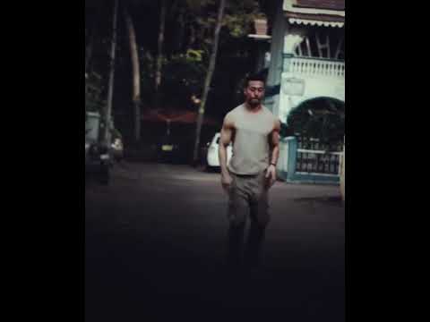 حركه مجنونه من تايغر شروف