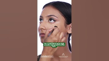 THE RIGHT WAY TO APPLY AND BLEND CONCEALER