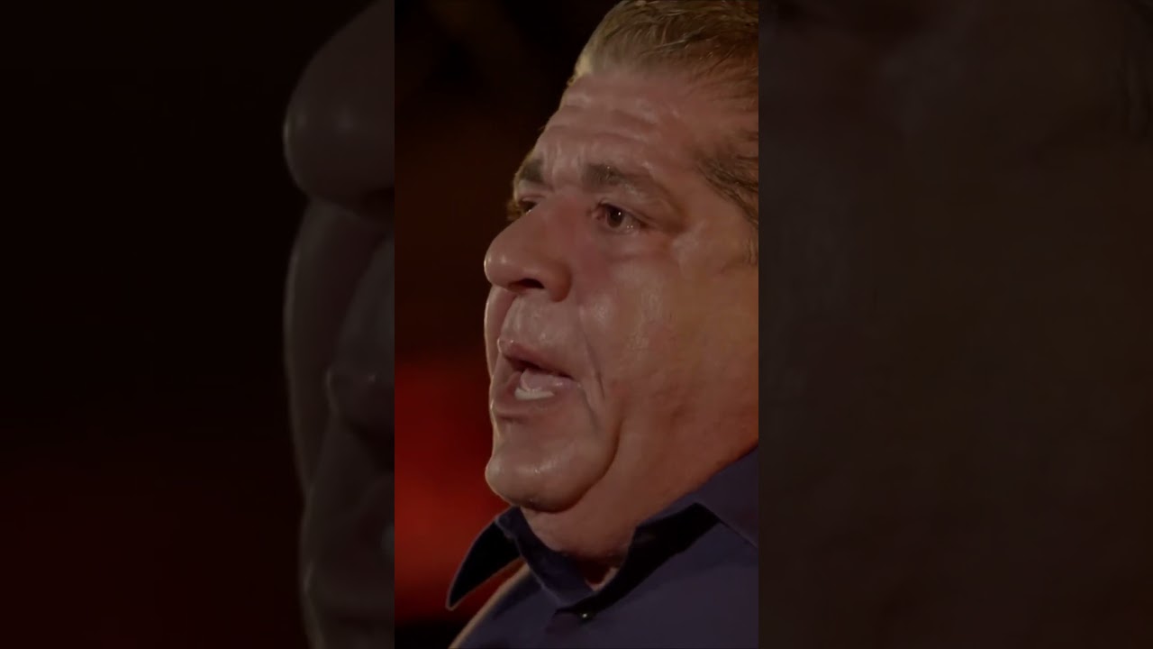Joey Diaz tells the story of his mothers funeral.