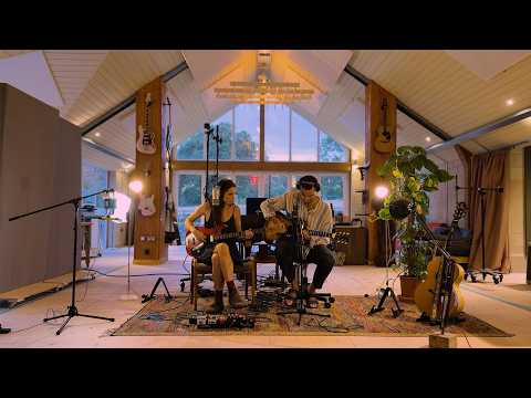 Ferris & Sylvester - Tiny Little Love (Live from The Old Pool House)