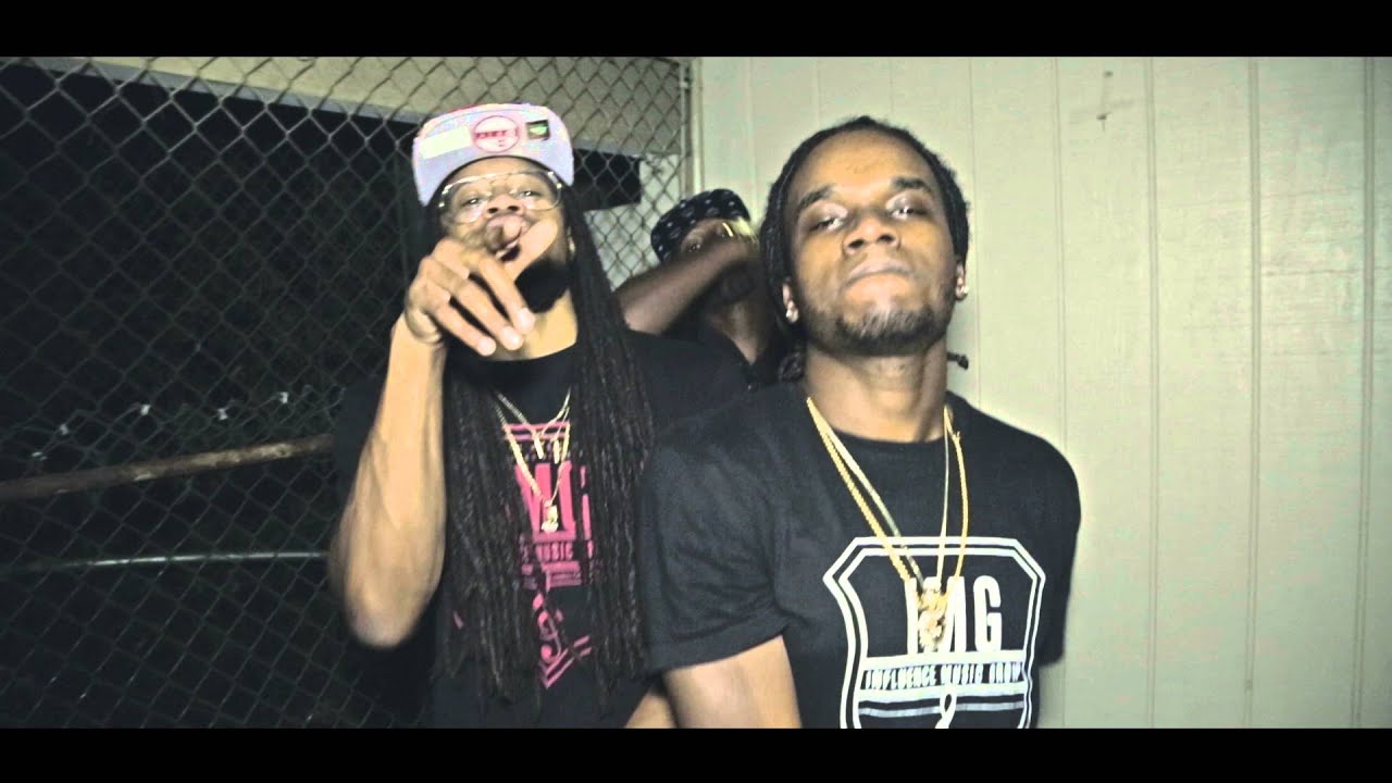 yahdoe-x-southside-buzy-on-my-momma-music-video-dir-by-upthrudere-latiwss