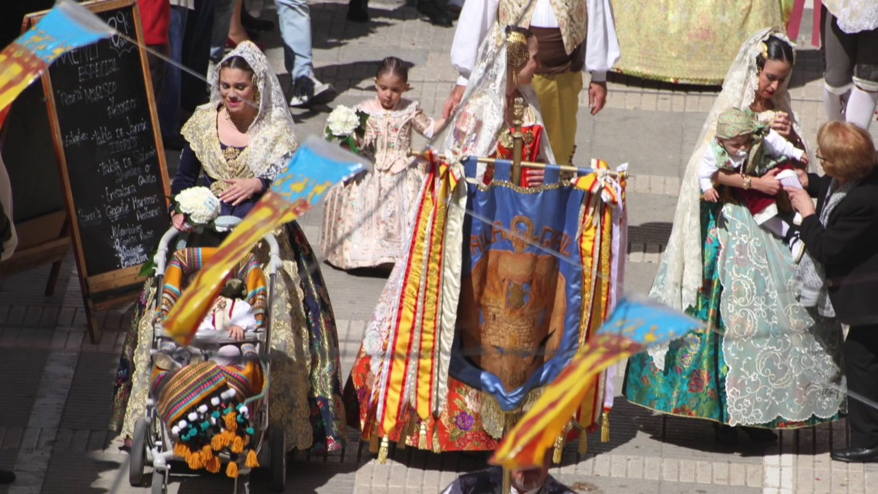 EDU GARCI & AMY MACDONALD - Feed my fire