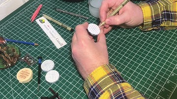 Painting Black and White Checkers for minis