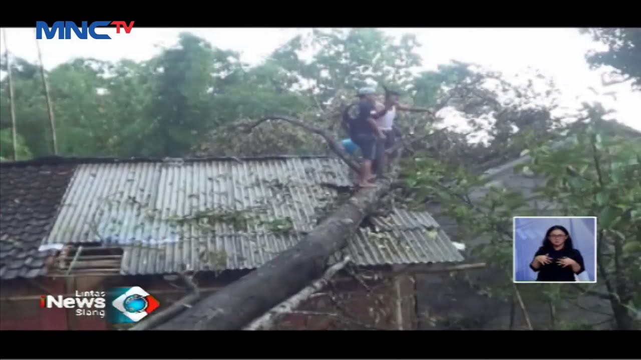 Angin Puting Beliung Porak Porandakan Puluhan Rumah Warga di Magelang - LIS 03/03