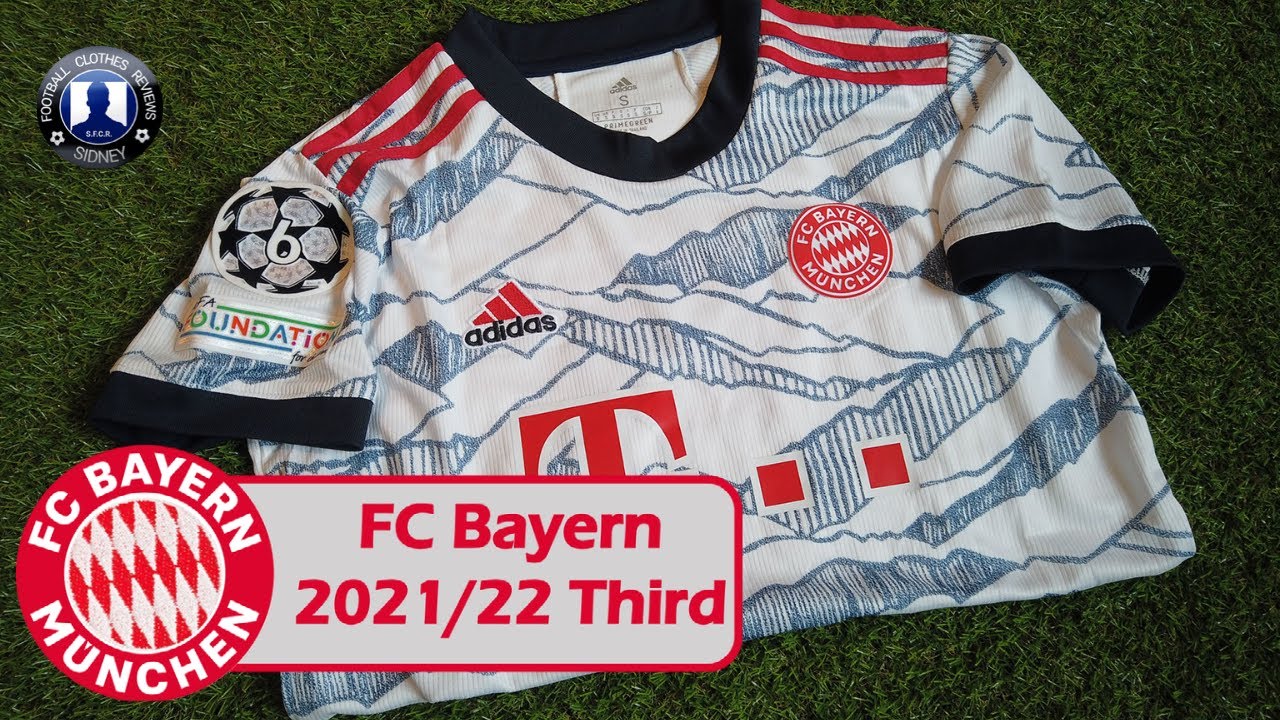 The FC Bayern away jersey for the 2021/22 Season