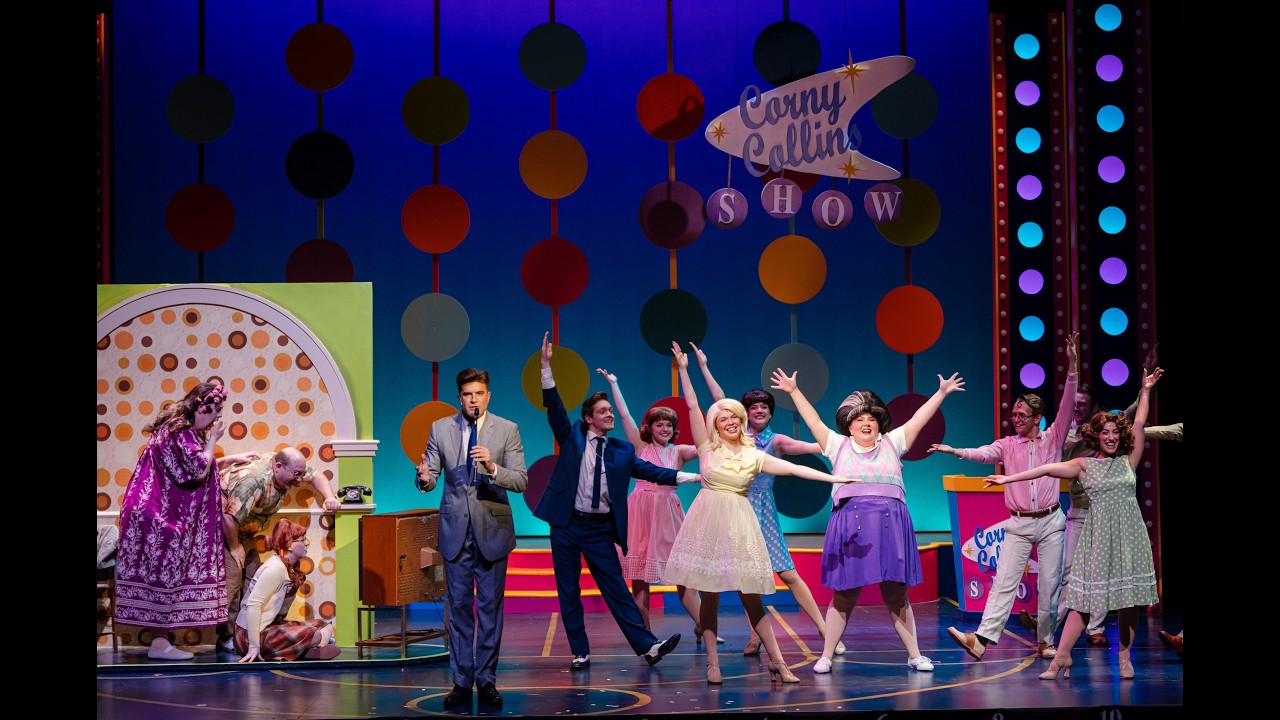 HAIRSPRAY: The Musical - YouTube