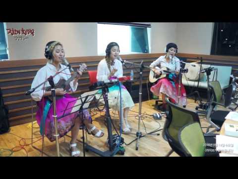 在 YouTube 上观看 The Barberettes - Spring in My Hometown, 바버렛츠 - 고향의 봄 [정오의 희망곡 김신영입니다] 20160914