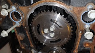 Removing the Vortec 8100 496 8.1L Double Roller Timing Chain Gearset