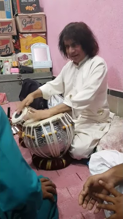 Ustad Tari khan sahab teen taal tukda 16 matra❤