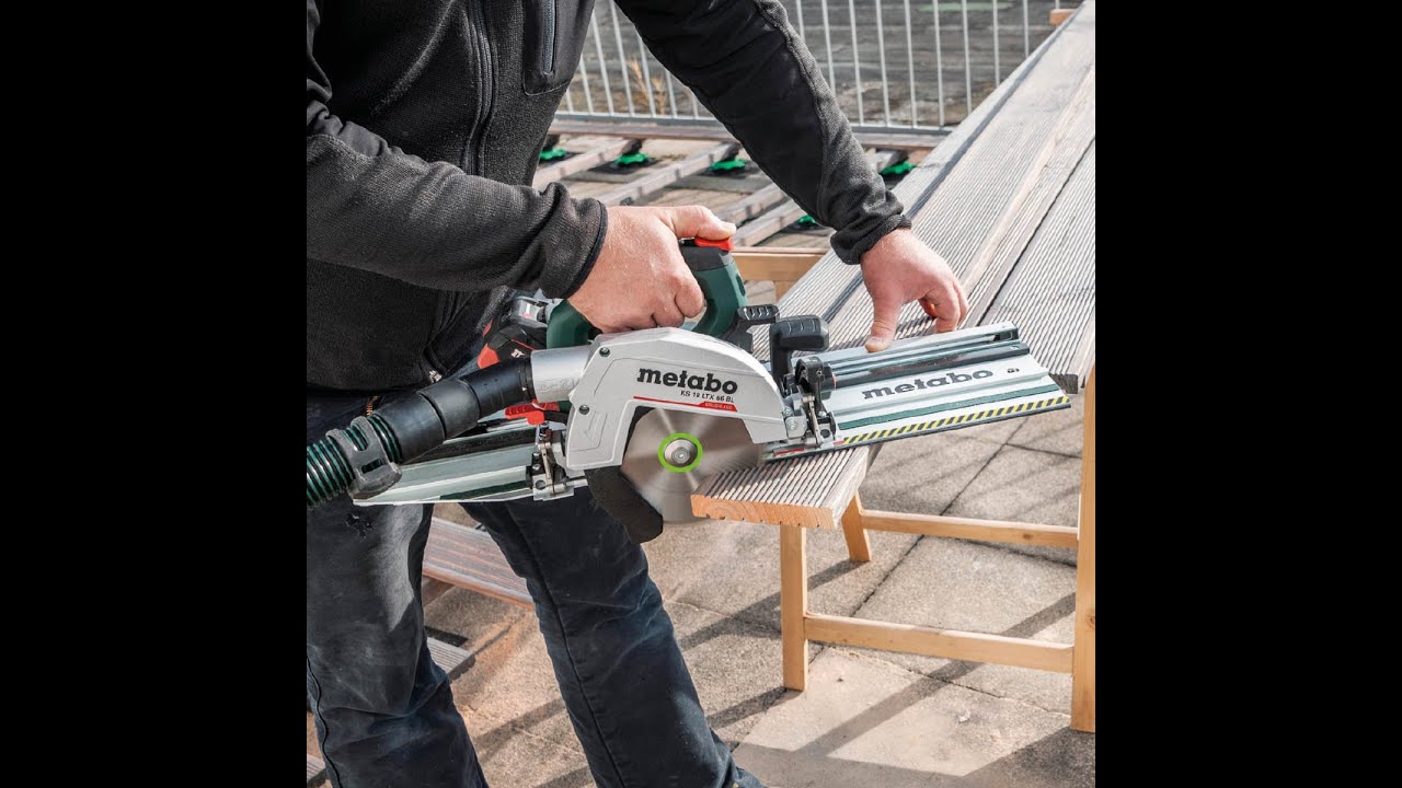 Нова направляюча рейка metabo KFS30/44/70 для точного різу дерева прямо ти під кутом
