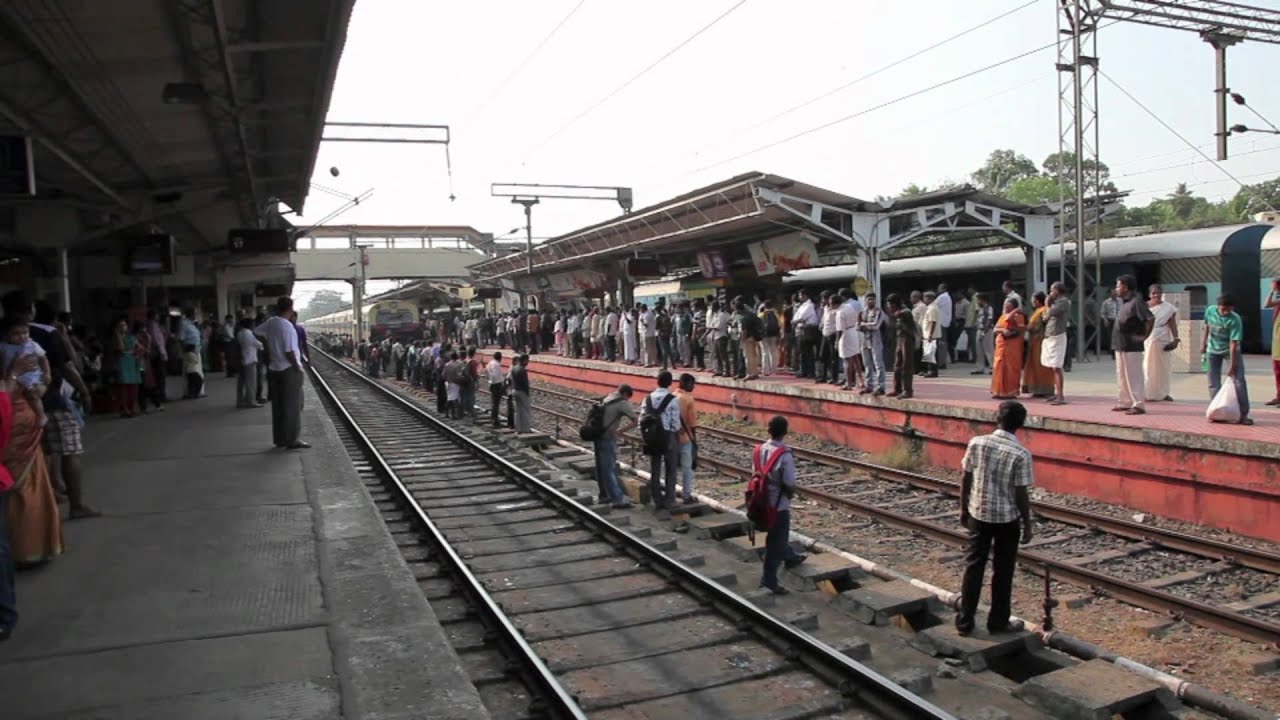 tourist places in kottayam railway station