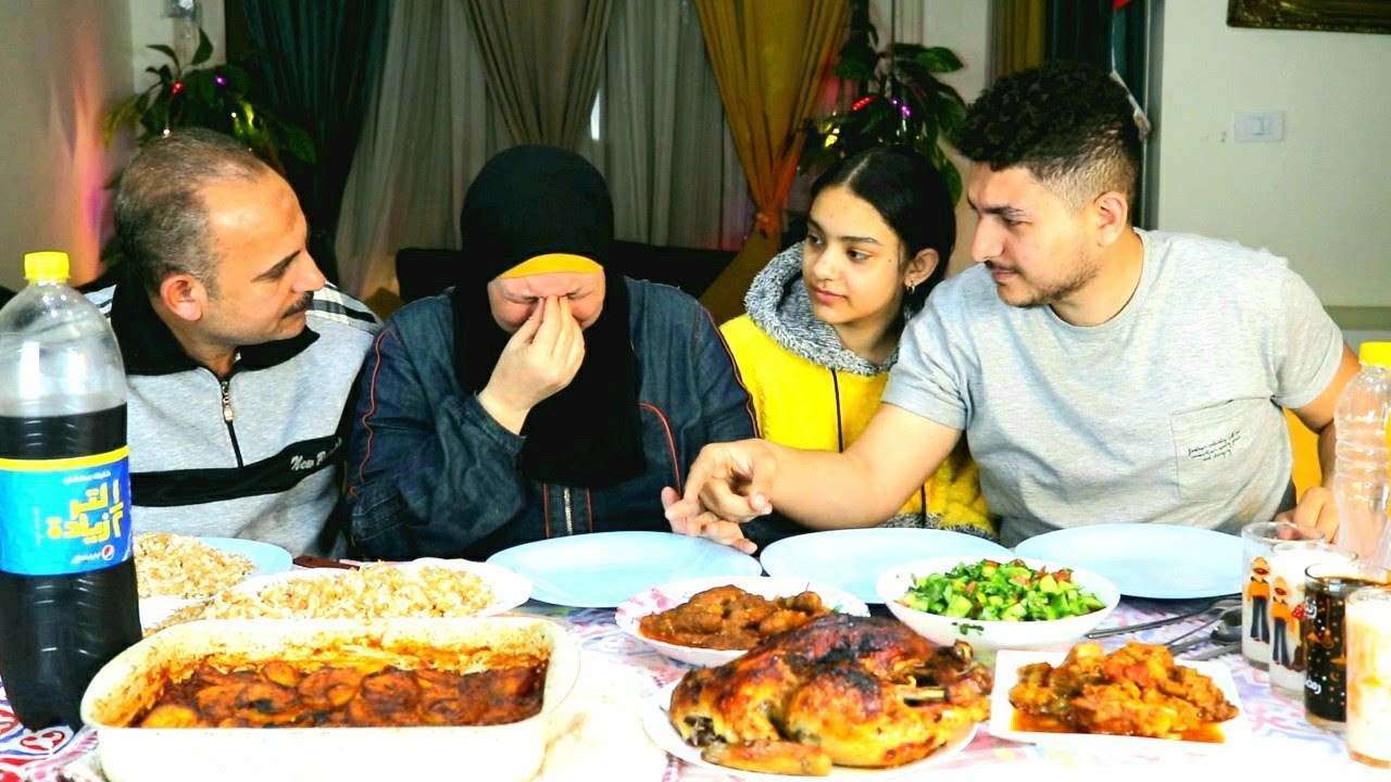 بكاء ماما فى اول يوم رمضان بسبب نورا/ ربنا يخليها لينا اجمل ام فى الدنيا