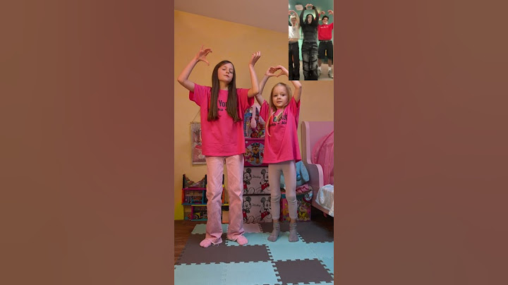 Mascha + Alexia * REACTION Dance Video * epic choreo moment incoming on sweat tour *