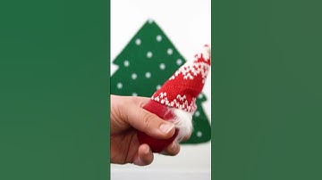 How to DIY A Felt Christmas Tree in 5 minutes!