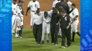 2008 White Sox: Paul Konerko falls down on the play, leaves the game with an injury (9.10.08)
