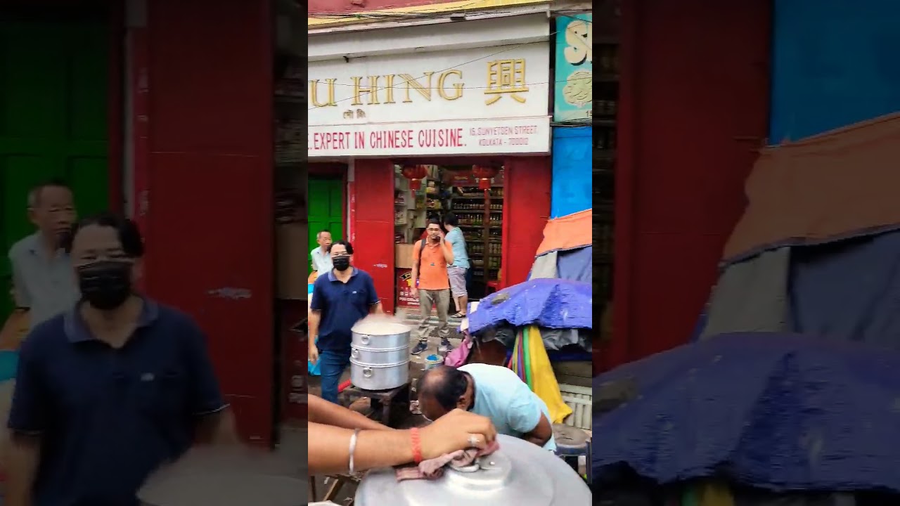 Early Morning Tiretti Market.... 