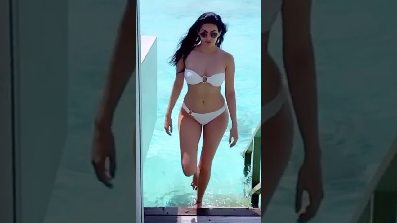 Amyra Dastur Bikini Review | Indian Actress Bikini Review | Beauties World | 