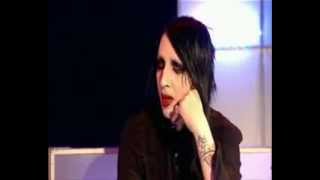 Marilyn Manson мяукает