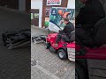tielbürger Anbaukehrmaschine tk520 für #traktor im #einsatz beim #reinigen einer #großen Hoffläche!
