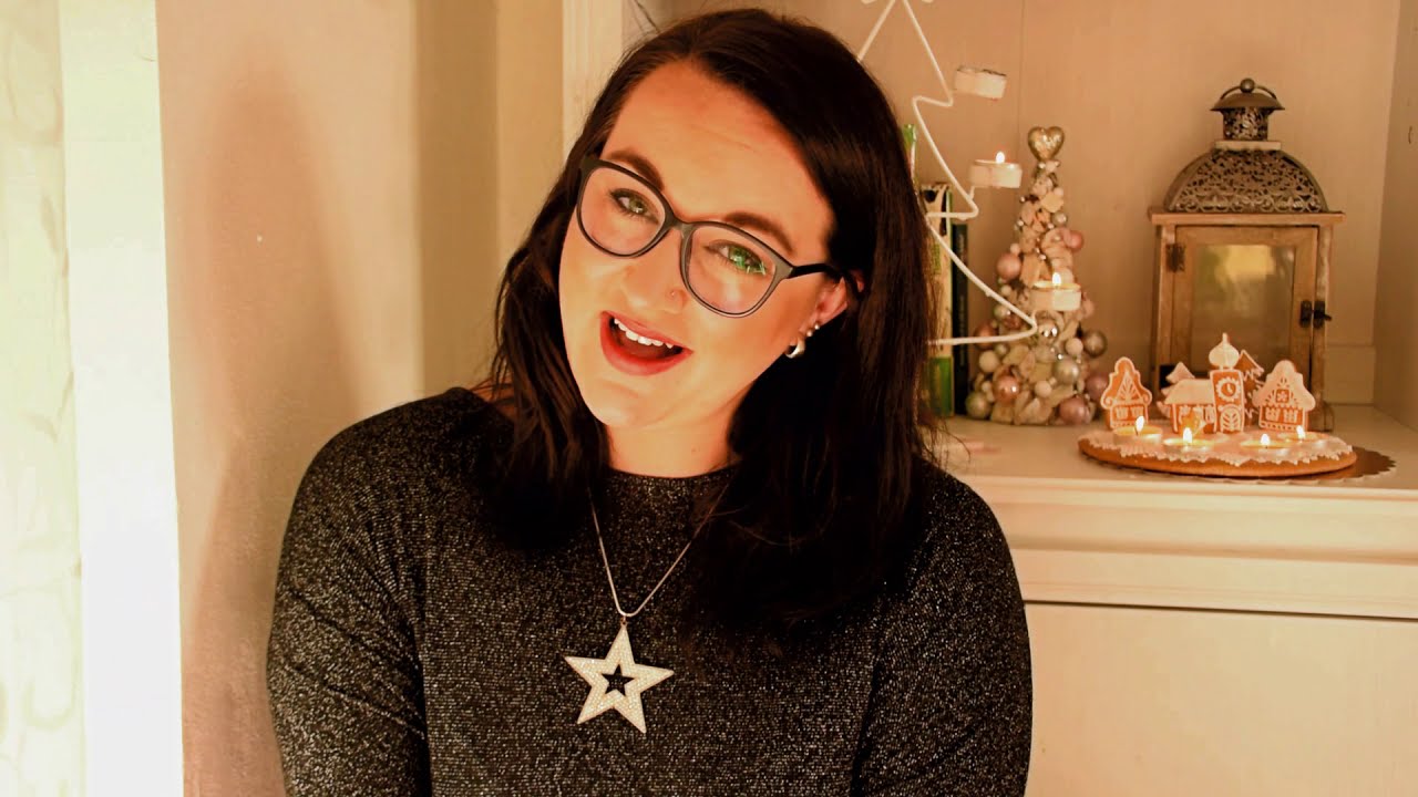 VERONIKA VOSÁHLOVÁ - Šťastné svátky