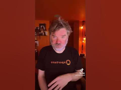 I want a job at valve… - YouTube