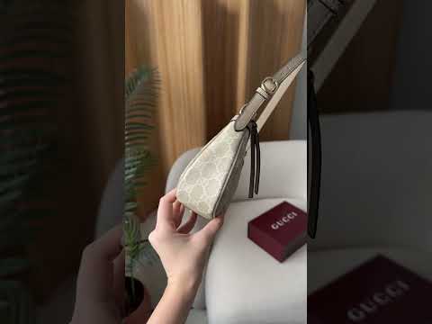 Сумка жіноча Ophidia GG Medium Handbag Beige White Supreme, видео 1