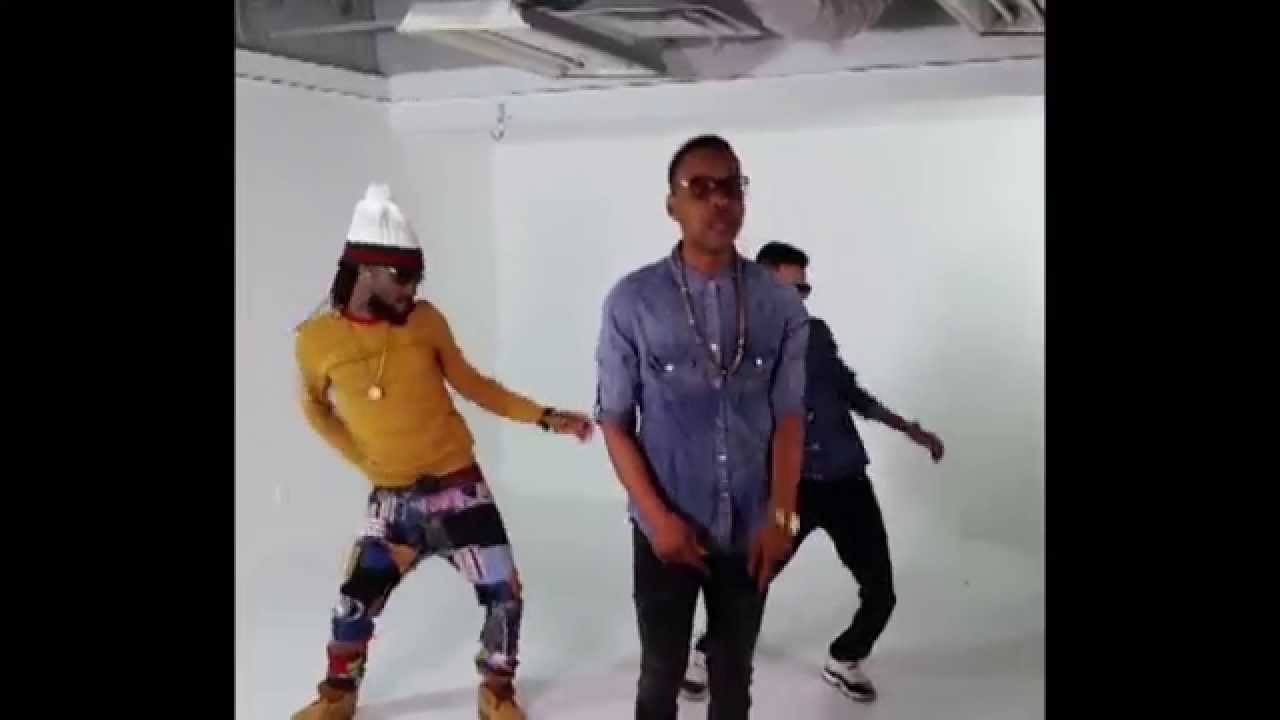 Chapanore   Bus A Laugh Infront The Scenes - FARROUT RIDDIM