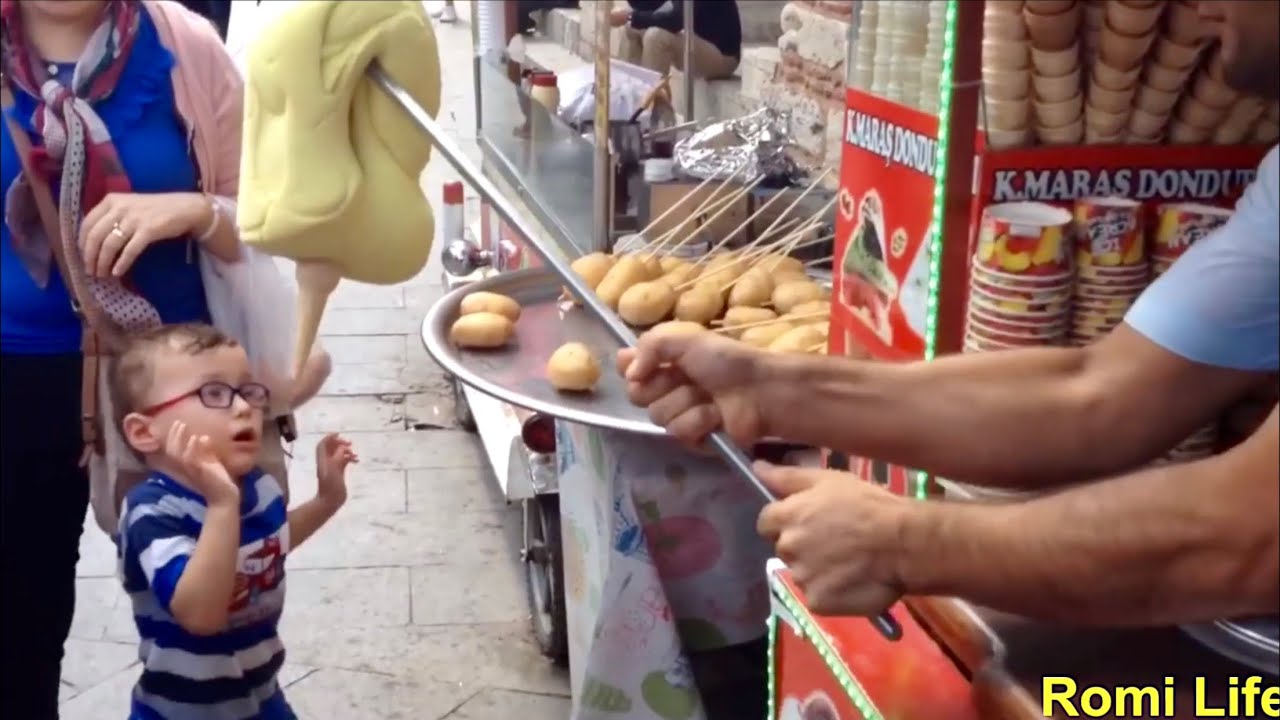 Самый смешной ребёнок с мороженым. Turkish Ice Cream