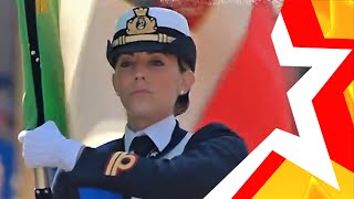 ЖЕНСКИЕ ВОЙСКА ИТАЛИИ ★ WOMEN'S TROOPS OF ITALY ★ TRUPPE FEMMINILI D'ITALIA ★ Military parade