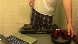 VK7R - Essentials Mix #3 (bedroom set)