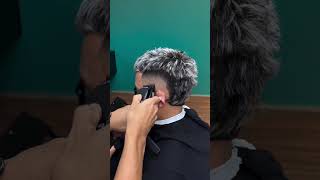 Corte Executado Com Técnica E Propósito. Cada Detalhe Pensado Para Entregar Excelência.