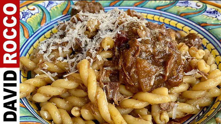 HOW TO MAKE: Neapolitan Pasta Genovese | David Roc...