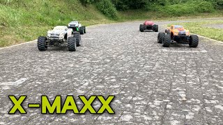 4x Traxxas X-Maxx 8s vs 1x Arrma Kraton 8s - Rennen [German]