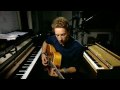 Coldplay - Chris Marting singing Wedding Bells (unreleased/unfinished new song)