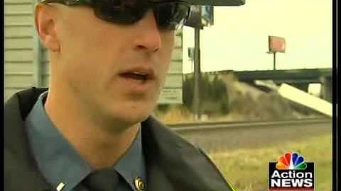 Fatal crash closes NB I-435 & EB K-32