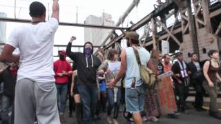NYPD arrests 700 #OccupyWallStreet protesters during Brooklyn Bridge March