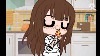 me when eating in front of my mom be like :