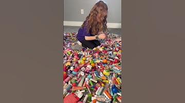 20 PURPLE LIP BALMS IN 20 SECONDS CHALLENGE 💜 @HallieOnStage114 #purple #challenge #lipbalm #cute