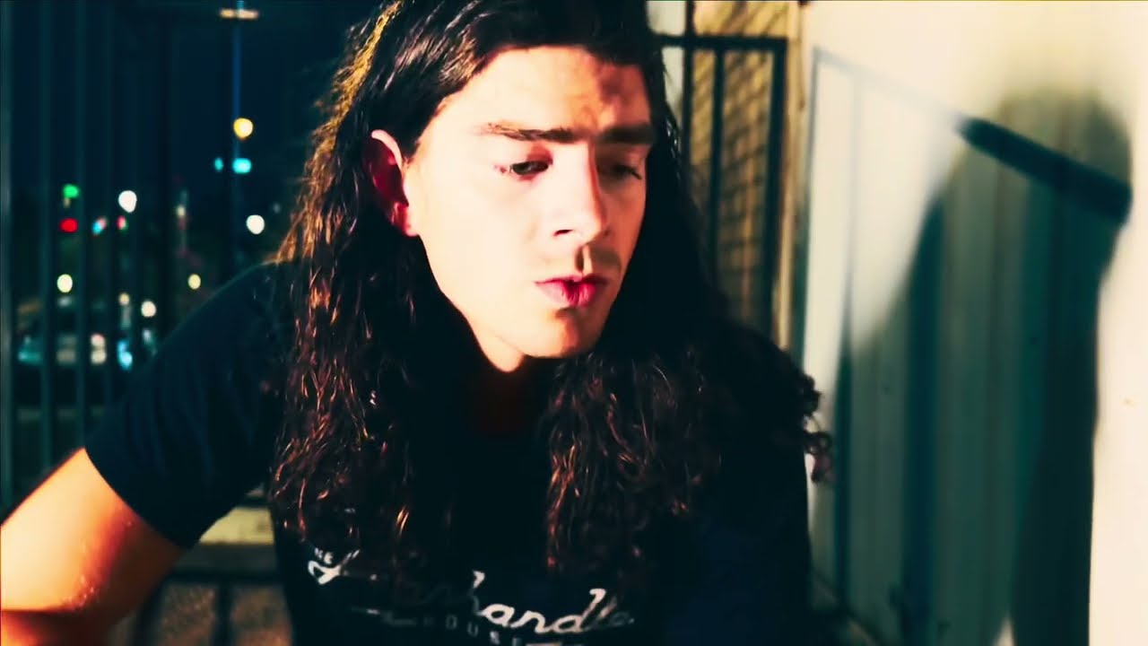 Ver 35 Drive - Everything I Need (Official Music Video) no YouTube Ver 35 Drive - Everything I Need (Official Music Video) no YouTube