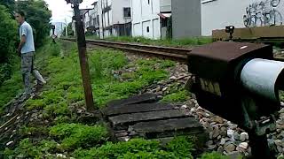 5832B次CT273蒸機迴送(R123海軍藍+CT273蒸機+電源行李車)通過中山路平交道