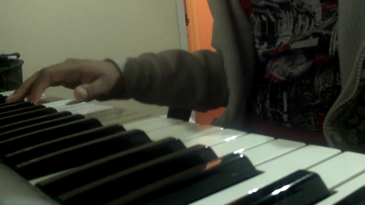 Kadavul Thantha Azhagiya Vazhvu | Mayavi Piano Cover