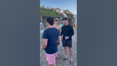 GASTÓN EDUL Y EL ANDA PA ALLÁ DE MESSI EN LA PLAYA